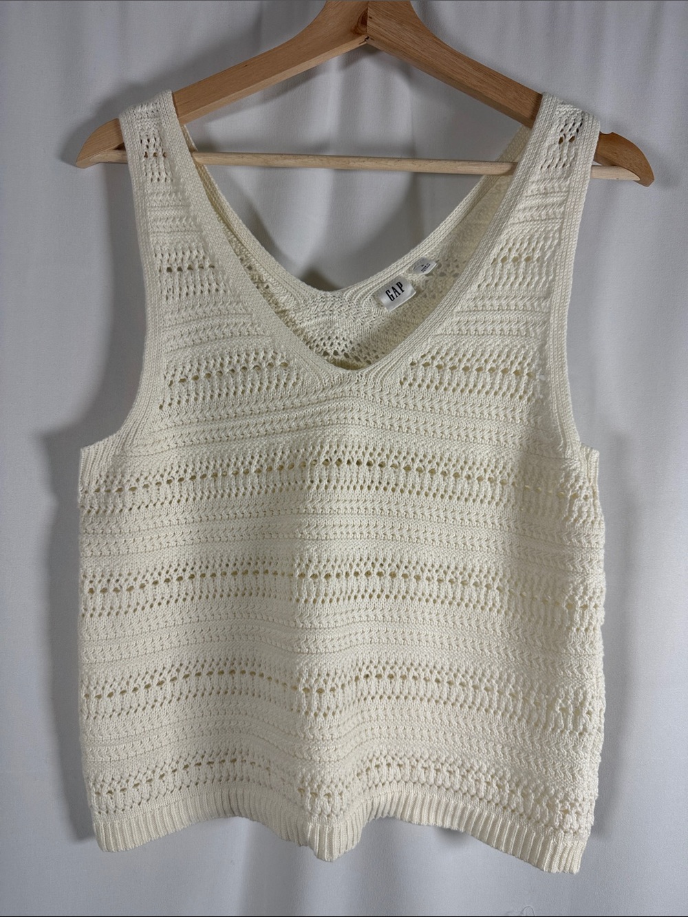 GAP Cream Crochet V-Neck Knit Tank